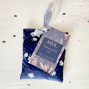 Scented drawer sachet linen